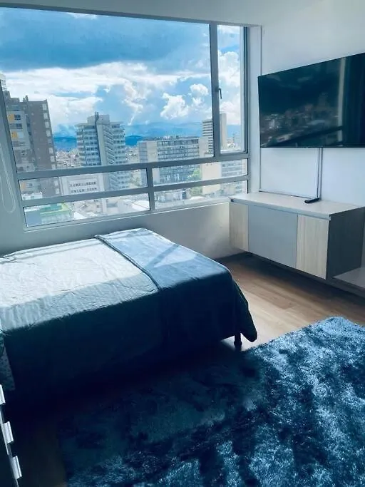 Refugio En Las Alturas,Cerca A Zona Gubernamental En Centro De Bogota Apartment