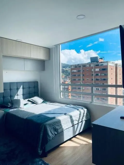 Refugio En Las Alturas,Cerca A Zona Gubernamental En Centro De Bogota Apartment