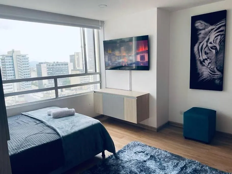 Refugio En Las Alturas,Cerca A Zona Gubernamental En Centro De Bogota Apartment
